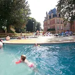 アパートホテル Goelia Du Parc ゴンヌヴィル・シュル・オンフロール