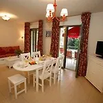 アパートホテル Goelia Du Parc ゴンヌヴィル・シュル・オンフロール